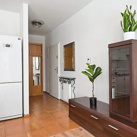 Urban Nest - Lakowa 60a Apartment