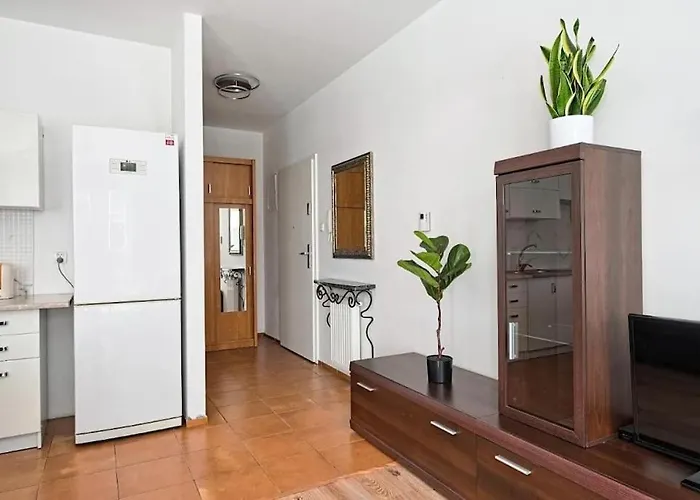 Urban Nest - Lakowa 60a Apartman